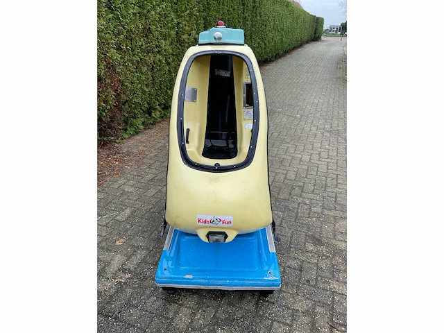 Helikopter kiddy ride - afbeelding 5 van  10