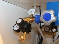 Heliumballon opblaasset bestaande uit workstation countertop inflator conwin duplicator 2 inflator, manomet... - afbeelding 3 van  4
