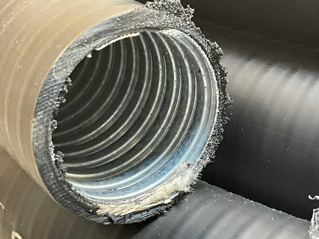 Hellermann tyton helaguard beschermslang met vloeistofdichte pvc mantel - afbeelding 3 van  5