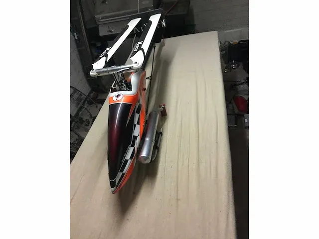 Hellicopter axf tn 800 - afbeelding 24 van  27