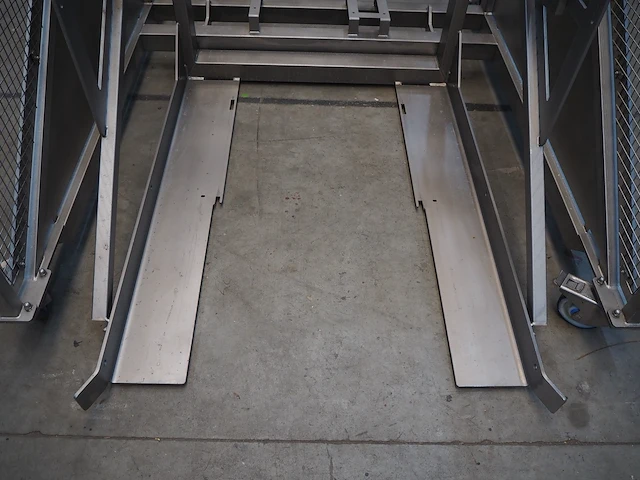 Hellings machinebouw b.v. - afbeelding 8 van  11
