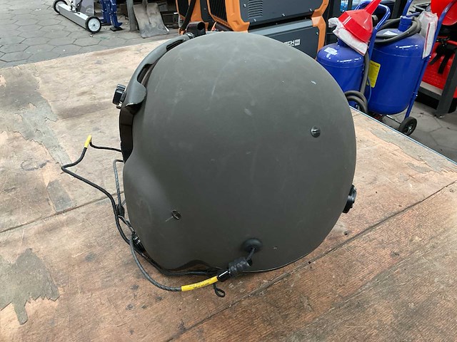 Helm - afbeelding 3 van  6