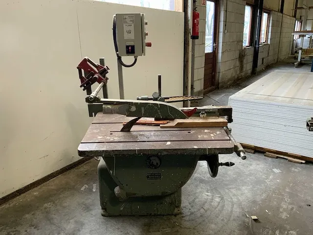 Helma 3000 zaagmachine met slotgatfrees - afbeelding 1 van  6