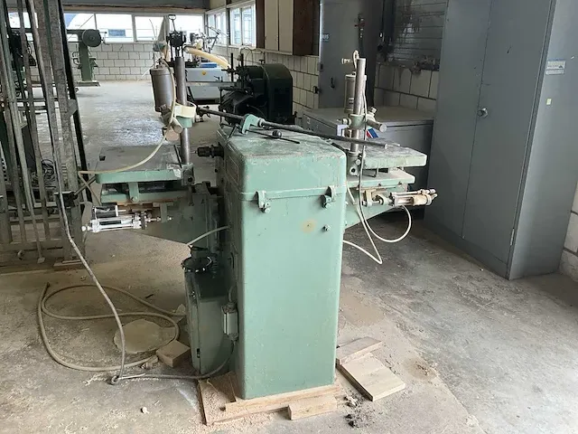 Helma tafel- en spilfreesmachine - afbeelding 2 van  7