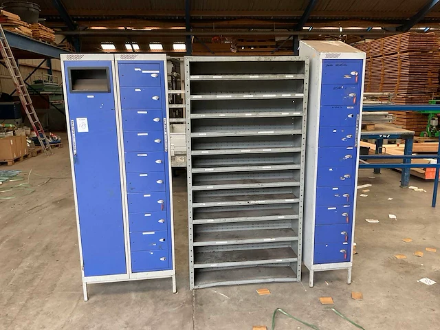 Helmsman collector lockerkast (2x) - afbeelding 1 van  5