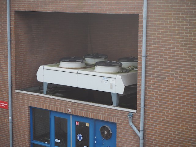 Helpman - afbeelding 1 van  6