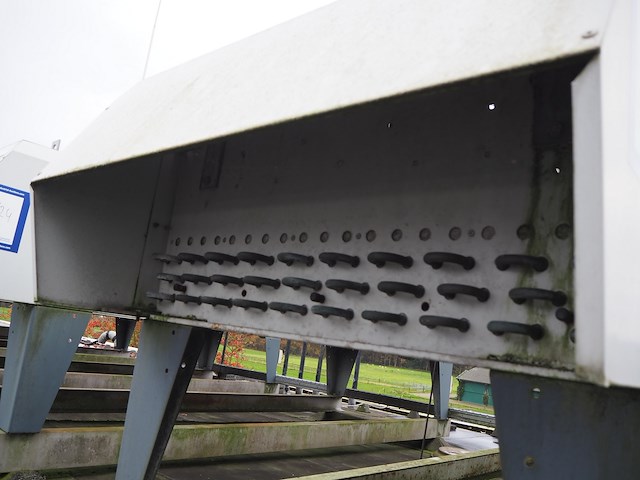 Helpman - afbeelding 6 van  9