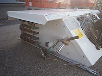 Helpman - afbeelding 6 van  9