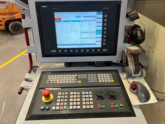 Hemag - 2009 - rotaflex rfw-3000d - cnc-bewerkingscentra - afbeelding 12 van  23
