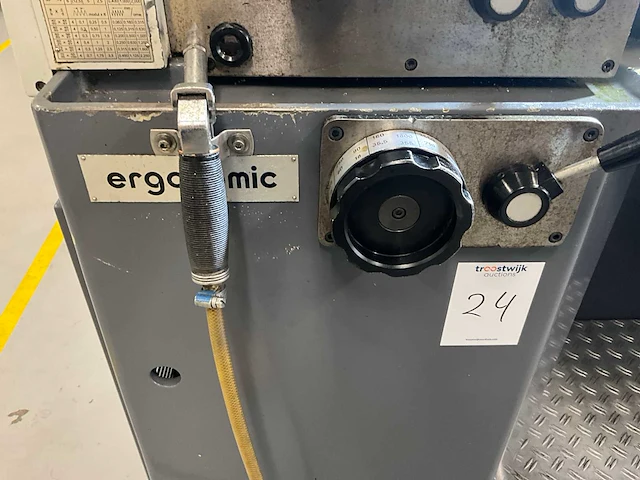 Hembrug ergonomic universele draaibank - afbeelding 23 van  23