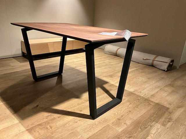 Henders & hazel limada hoge eetkamertafel - afbeelding 3 van  10