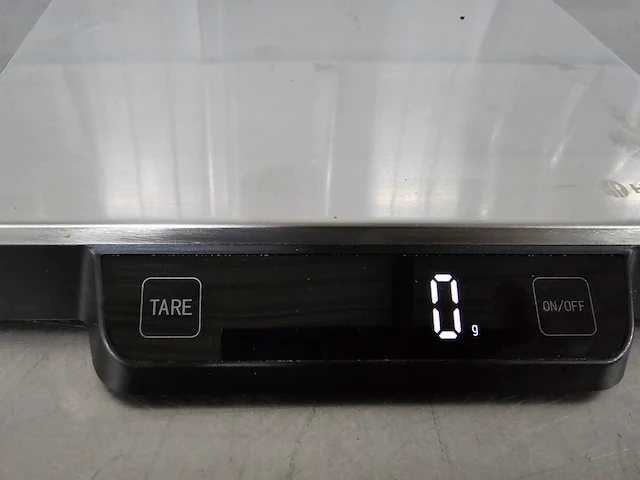 Hendi - 15kg - digitale weegschaal (2x) - afbeelding 2 van  5