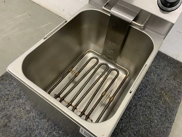 Hendi - 205822 - friteuse - afbeelding 2 van  5