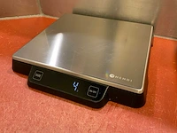 Hendi 15kg digitale weegschaal - afbeelding 1 van  3