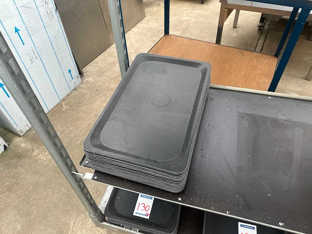 Hendi anti slip dienblad (12x) - afbeelding 1 van  4