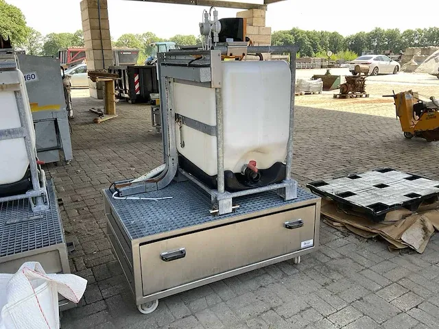 Henkel vloeistof doseertank - afbeelding 4 van  6