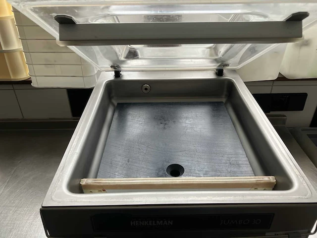 Henkelman - jumbo 30 - vacumeermachine - afbeelding 3 van  4