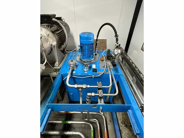 Hennecke - topline compact hk 1250/1250 mxl met 2 doseerunits - complete pu polyurethane installatie - 2014 - afbeelding 22 van  25