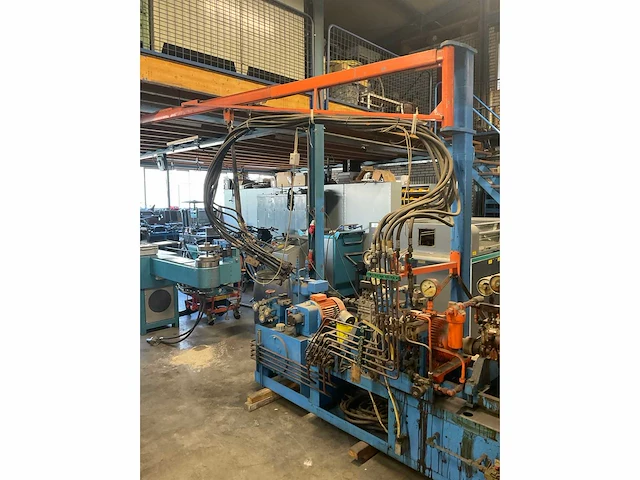 Hennecke hk 5,5 pu hoge druk schuim installatie - afbeelding 2 van  9