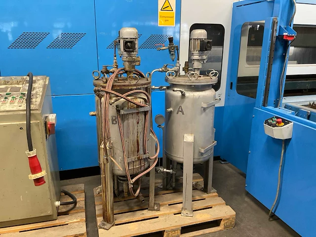 Hennecke hk 5,5 pu hoge druk schuim installatie - afbeelding 5 van  9