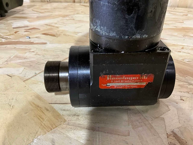 Henninger roterende/hoekopname (angelhead) o.a. cnc machines - afbeelding 2 van  4
