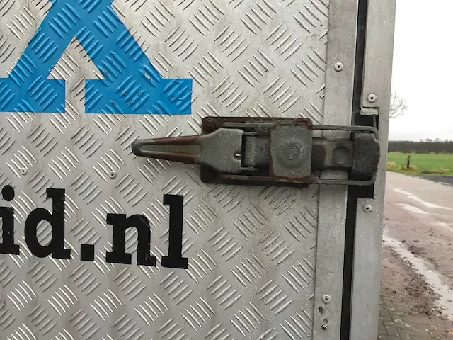Henra - gesloten autoambulance met klep - wd-79-ly - afbeelding 4 van  18