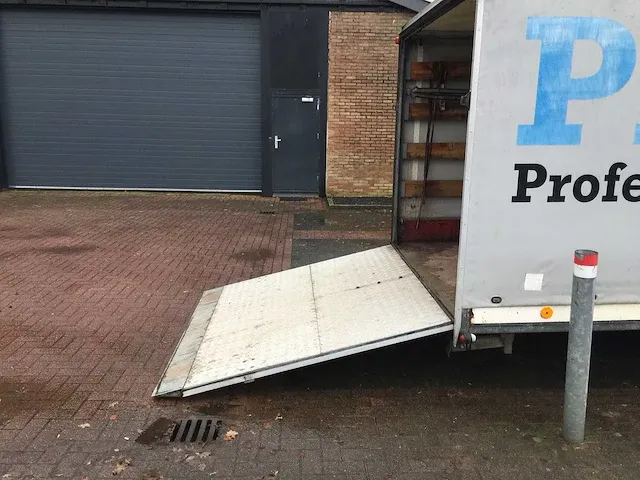 Henra - gesloten autoambulance met klep - wd-79-ly - afbeelding 6 van  18