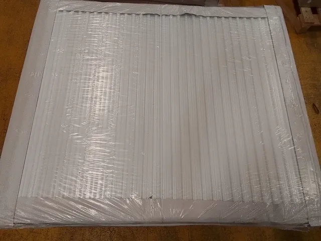 Henrad - 33 - radiator - afbeelding 1 van  4
