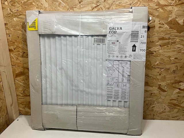 Henrad eco galva paneelradiator 1077w - afbeelding 1 van  3
