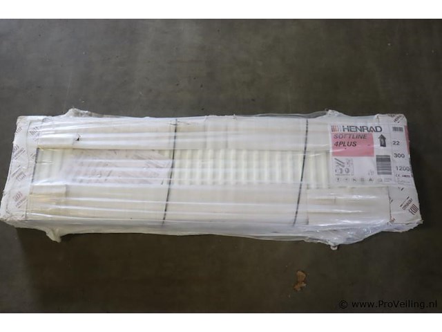 Henrad radiator type softline 4plus - 120x30cm | nieuw in verpakking - afbeelding 1 van  3