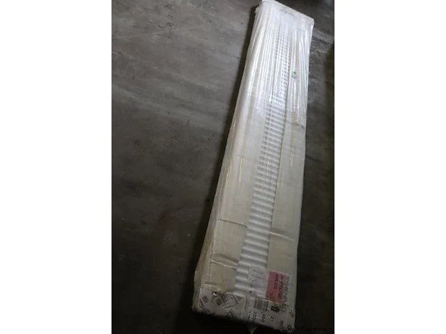 Henrad radiator type softline 4plus - 40x220cm | nieuw in verpakking - afbeelding 1 van  2
