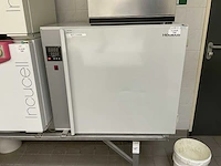 Heraeus b5060 ek-co2 laboratoriumincubator - afbeelding 1 van  7
