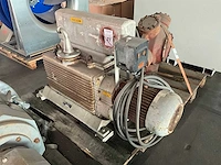 Heraeus e-250 vacuümpomp - afbeelding 1 van  5