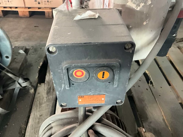 Heraeus e-250 vacuümpomp - afbeelding 4 van  5