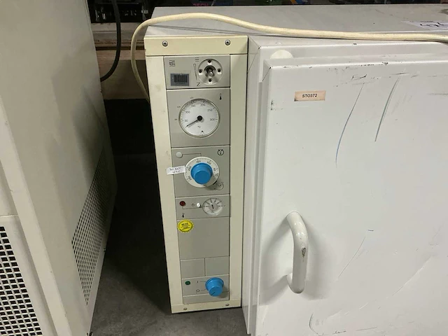 Heraeus t6060 laboratoriumoven - afbeelding 3 van  8