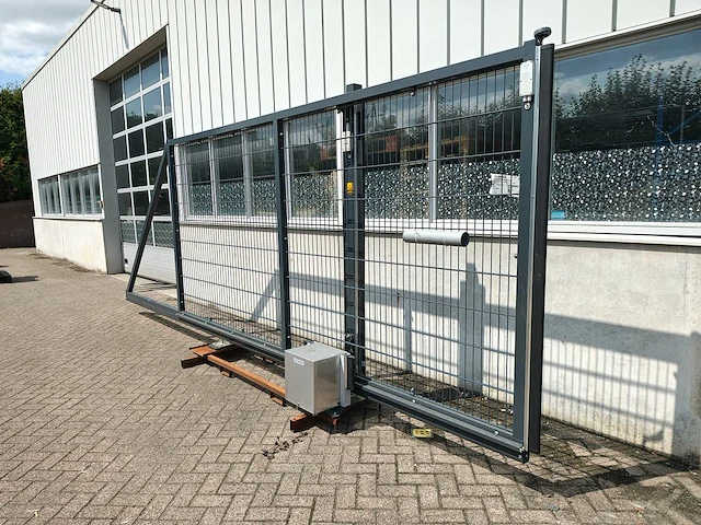 Heras - 4 meter - tuinpoort - afbeelding 7 van  13
