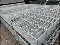 Heras - dubbelstaafs hekwerk 8/6/8 (13x) 2,03m licht grijs - afbeelding 2 van  6