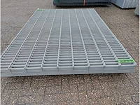 Heras - dubbelstaafs hekwerk 8/6/8 (14x) 1,83m licht grijs - afbeelding 4 van  8