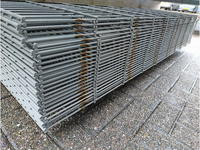 Heras - dubbelstaafs hekwerk 8/6/8 (24x) 1,83m licht grijs - afbeelding 3 van  6