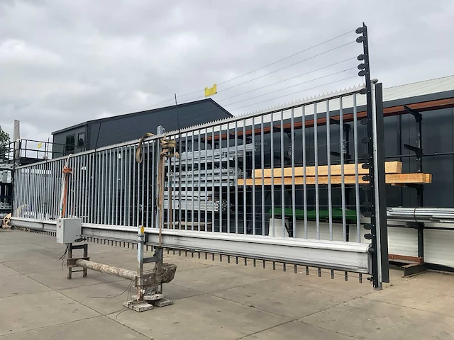 Heras automatische schuifpoort (11,70 mtr) - afbeelding 22 van  27