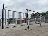 Heras automatische schuifpoort (11,74 mtr) - afbeelding 1 van  23
