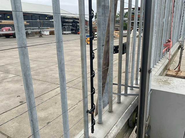 Heras automatische schuifpoort (11,74 mtr) - afbeelding 21 van  23
