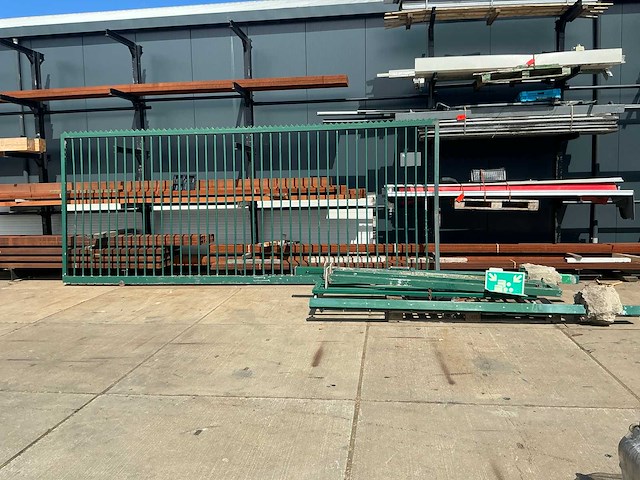 Heras draaipoort met hekwerk (7,5mtr) - afbeelding 1 van  5