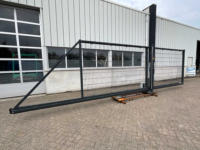Heras schuifpoort 6,2 meter - afbeelding 1 van  11