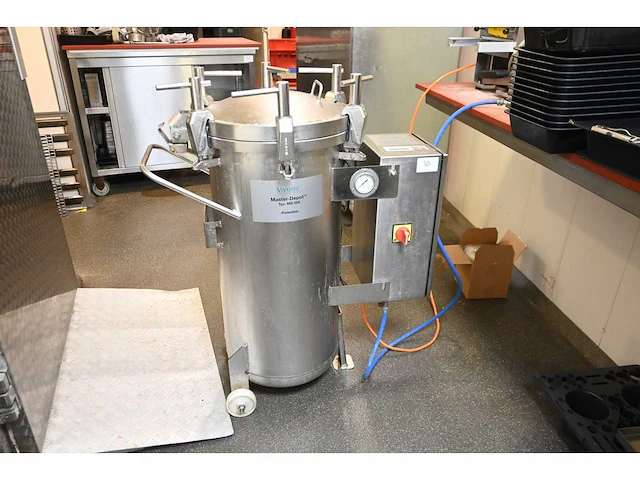 Herco / vivotec master depot md 005-2 zuurstofmachine - afbeelding 1 van  7
