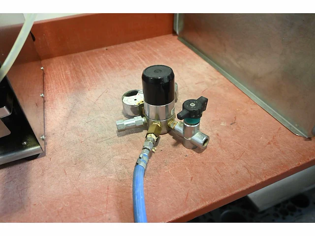 Herco / vivotec master depot md 005-2 zuurstofmachine - afbeelding 6 van  7