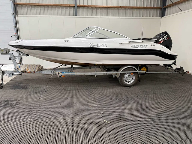 Hercules - 1800 ls - sportboten/ speedboten - afbeelding 34 van  48