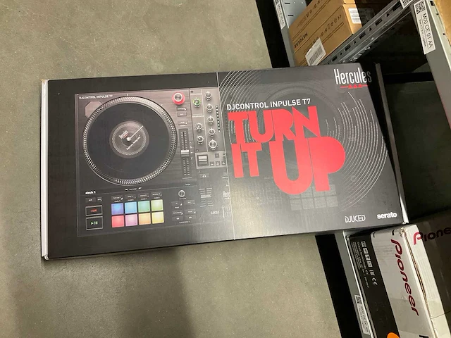 Hercules inpulse t7 dj-set - afbeelding 1 van  6