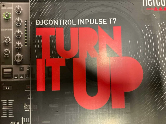 Hercules inpulse t7 dj-set - afbeelding 2 van  6