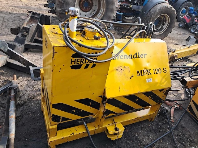 Herder grenadier mbk 120s maaimachine - afbeelding 5 van  11